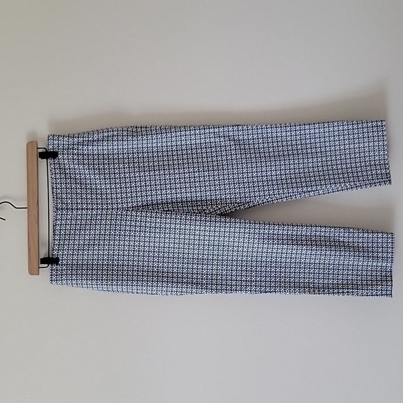 Talbots Heritage Cropped Pant Blue Pink Geometric Pattern Size 8 - Picture 1 of 7